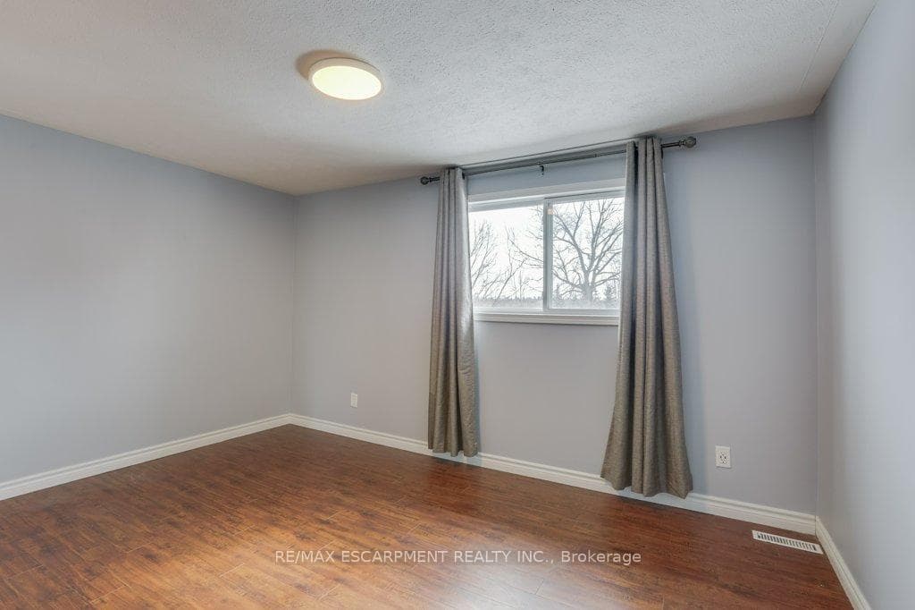 900 James Street Unit 5 photo 25