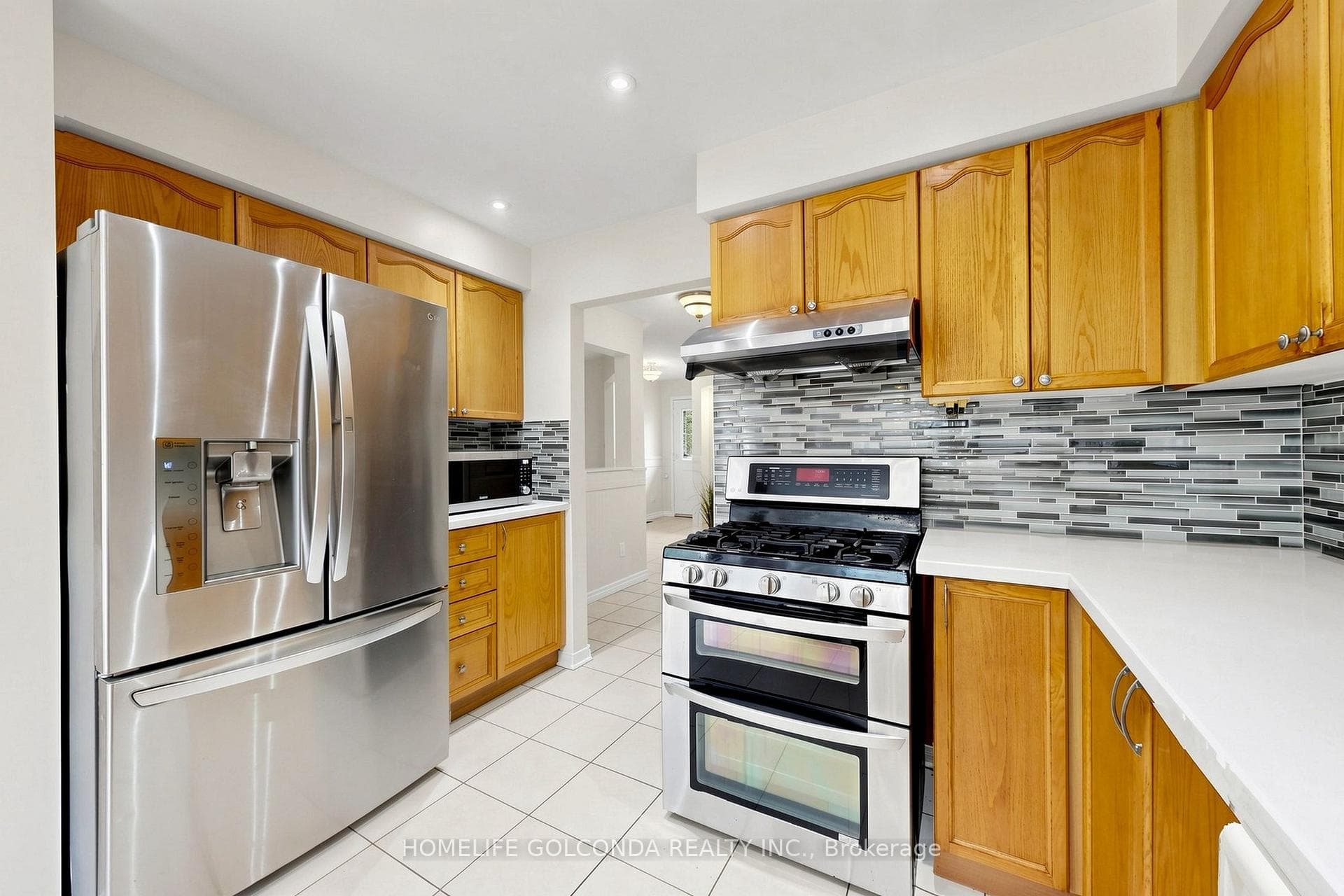 933 Glenbourne Court photo 7