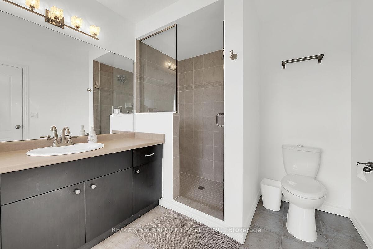 80 MYERS Lane photo 32