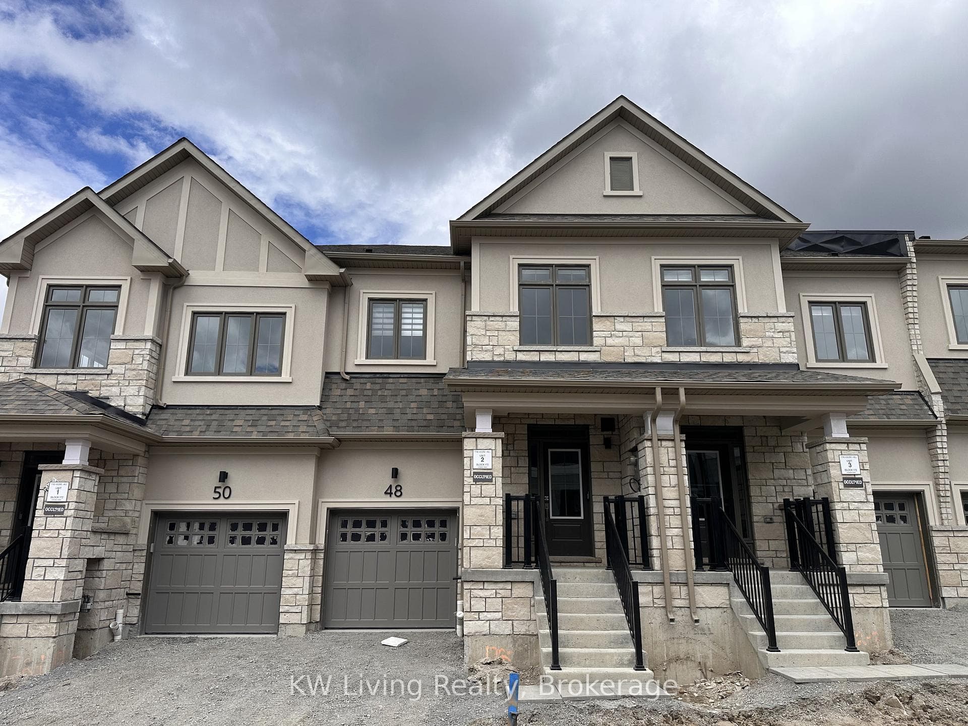 48 Helmkay Avenue photo 1