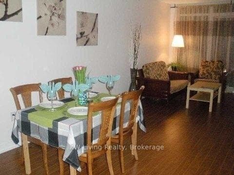 8 Telegram Mews Unit 627 photo 2