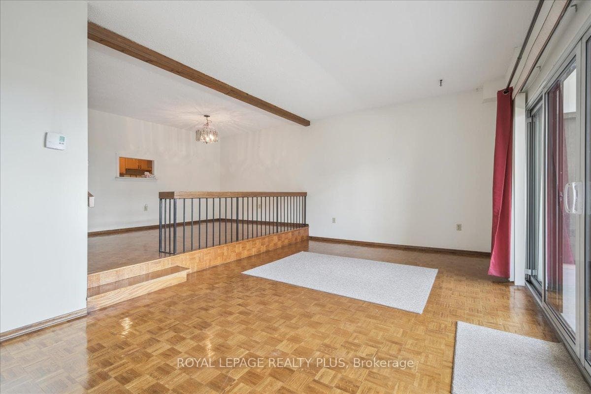 965 Inverhouse Drive Unit 1107 photo 22