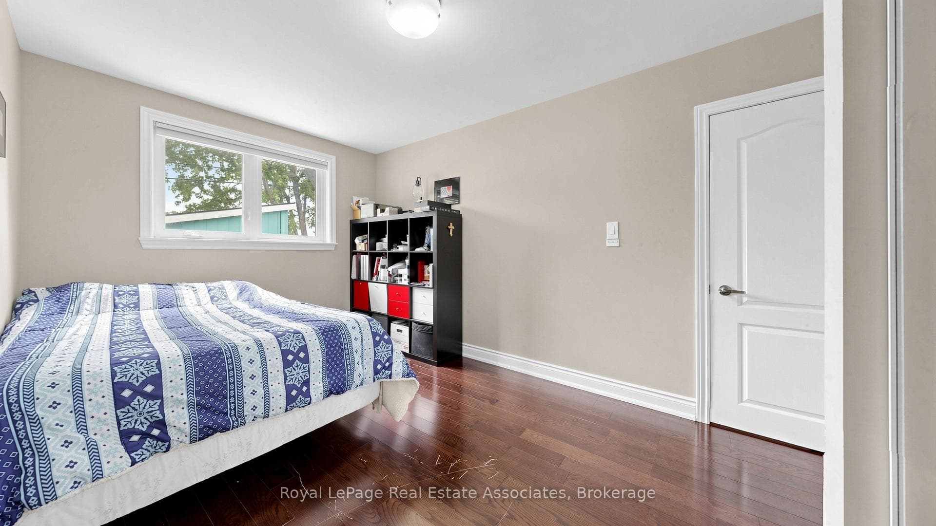 71 Addington Crescent photo 17