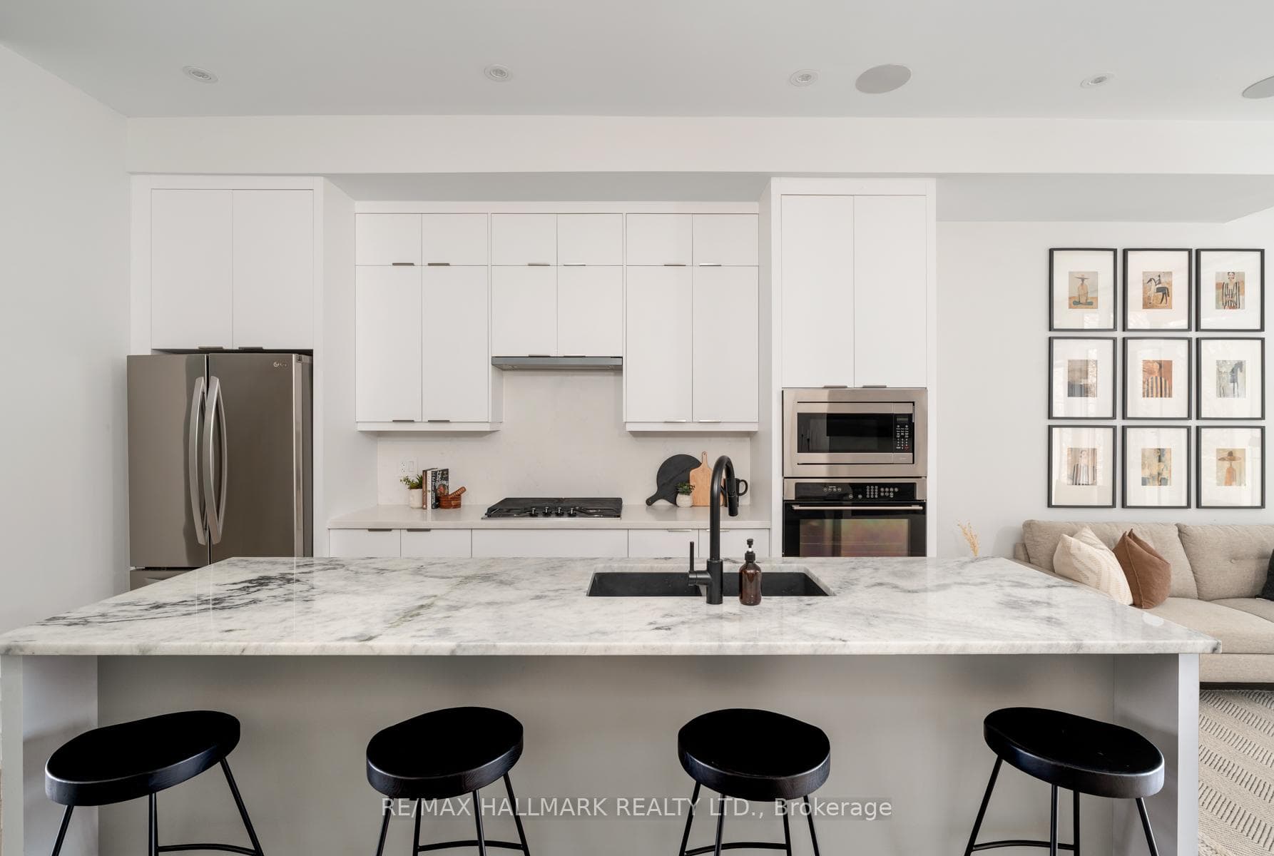 167 Sammon Avenue photo 10