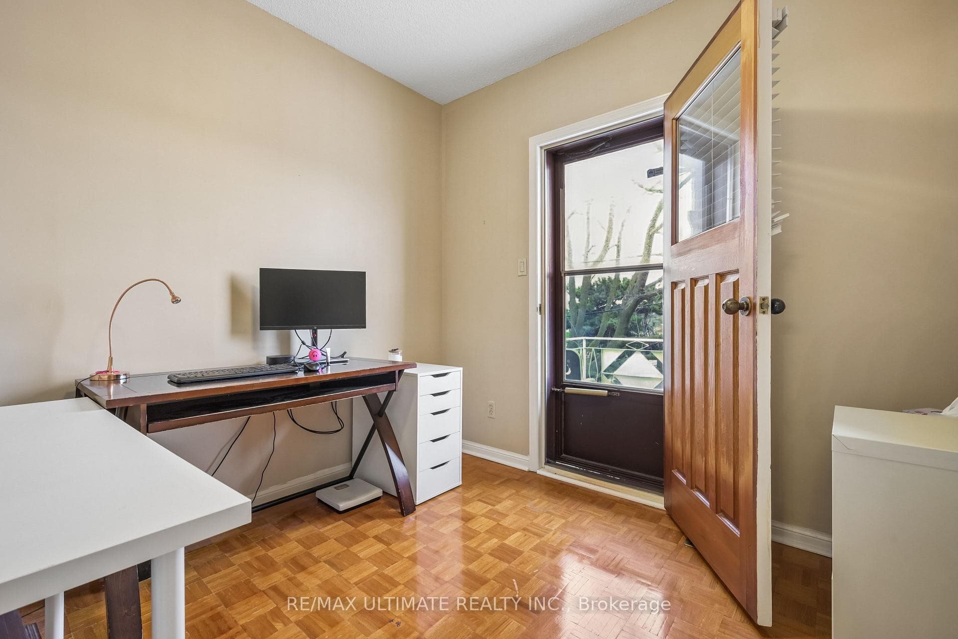 165 Sellers Avenue photo 16