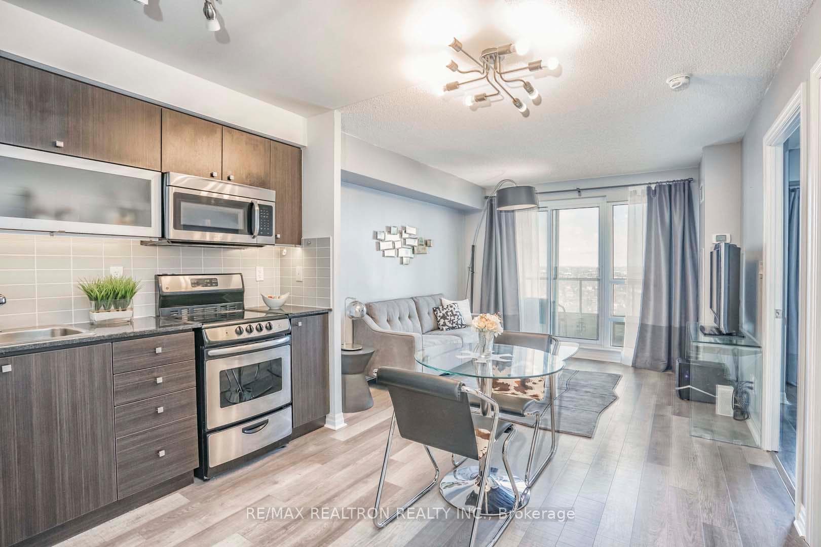 2015 Sheppard Avenue Unit 2506 photo 5