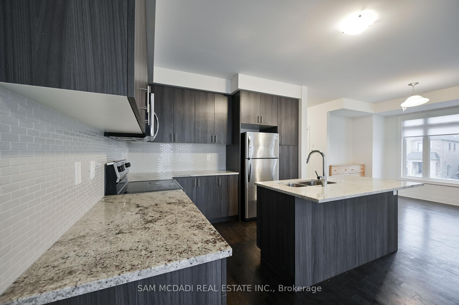 1443 Clarriage Court photo 13