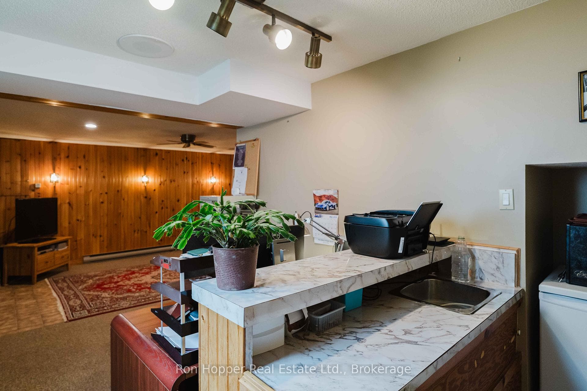 115 7th Avenue photo 28