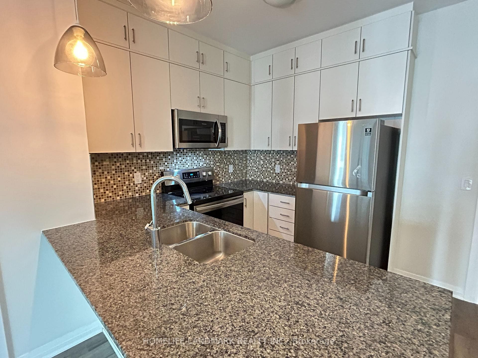 102 Grovewood Common N/A Unit 310 photo 8