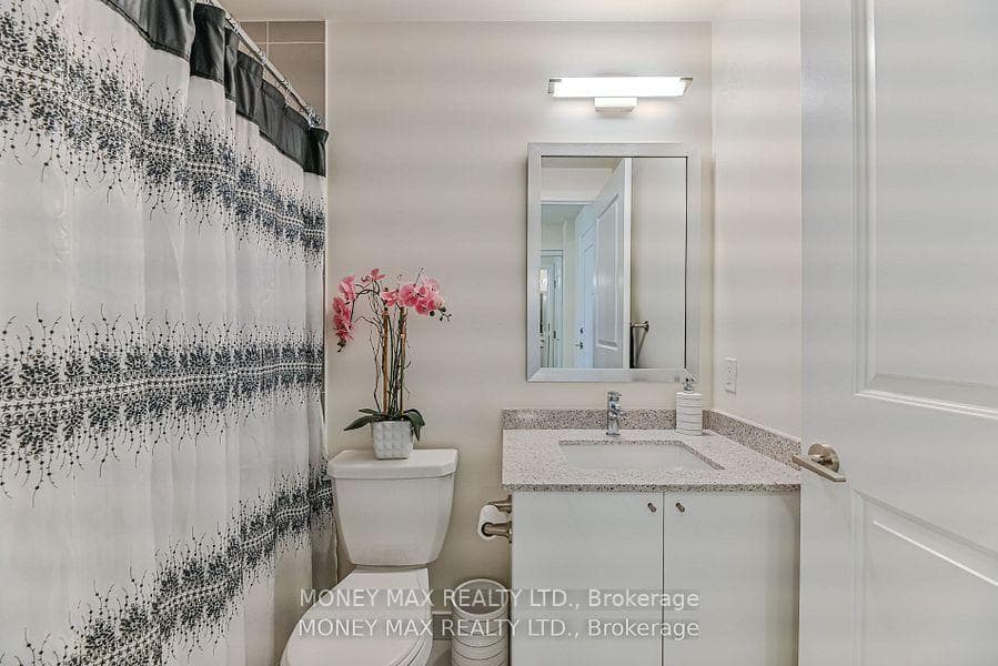 35 Watergarden Drive Unit 2617 photo 4