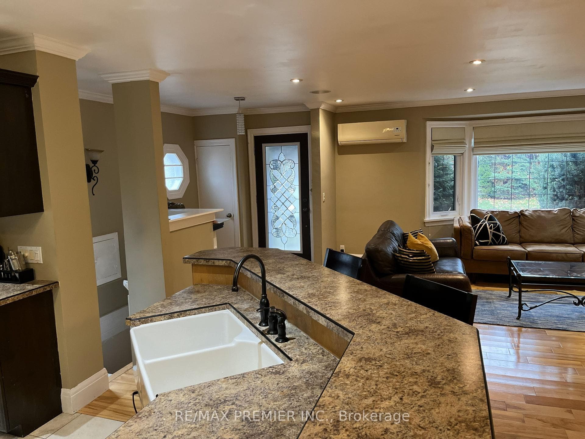 115 Raglan Street photo 23