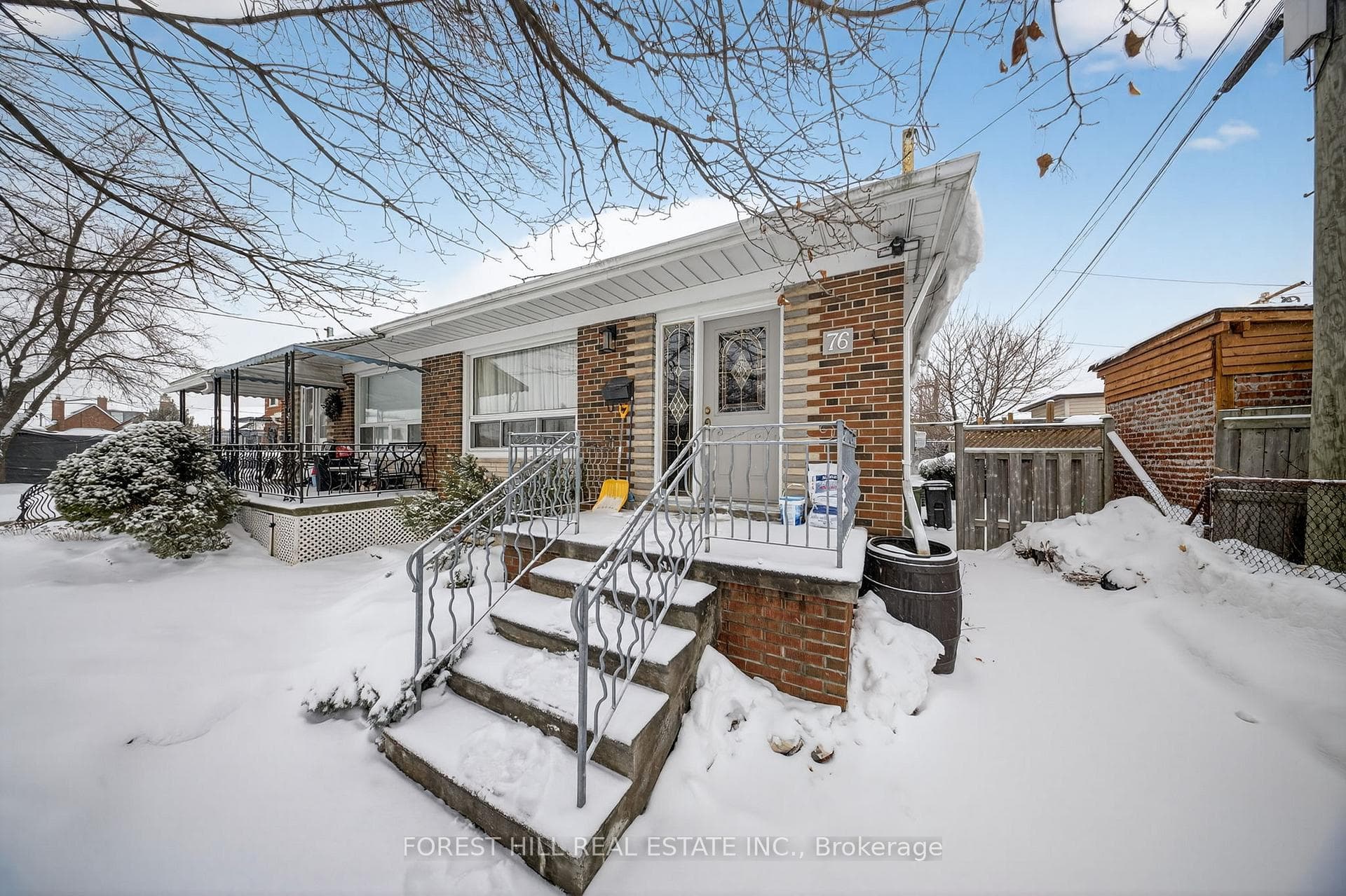 76 Kanarick Crescent photo 1