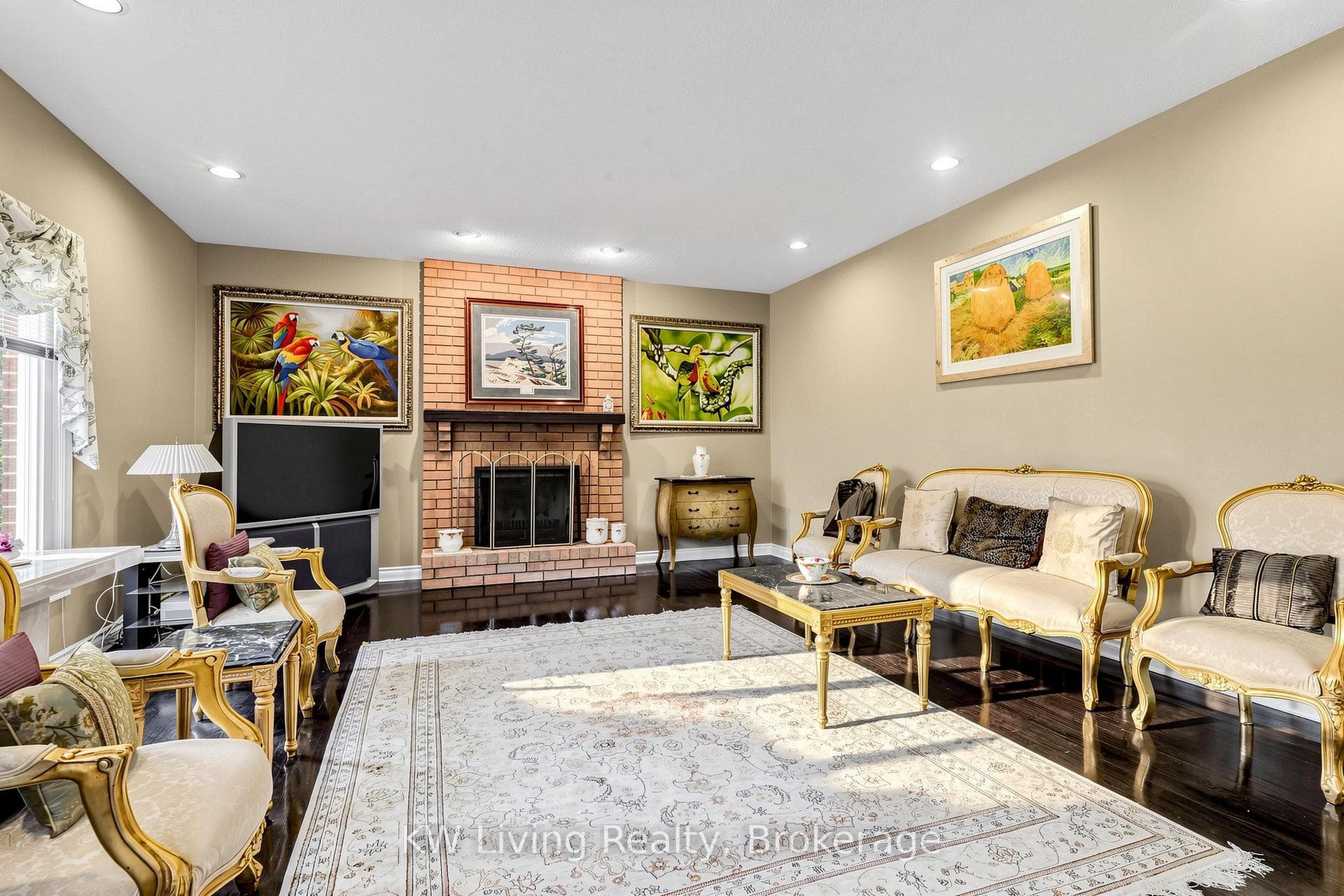 28 Edmund Crescent photo 12