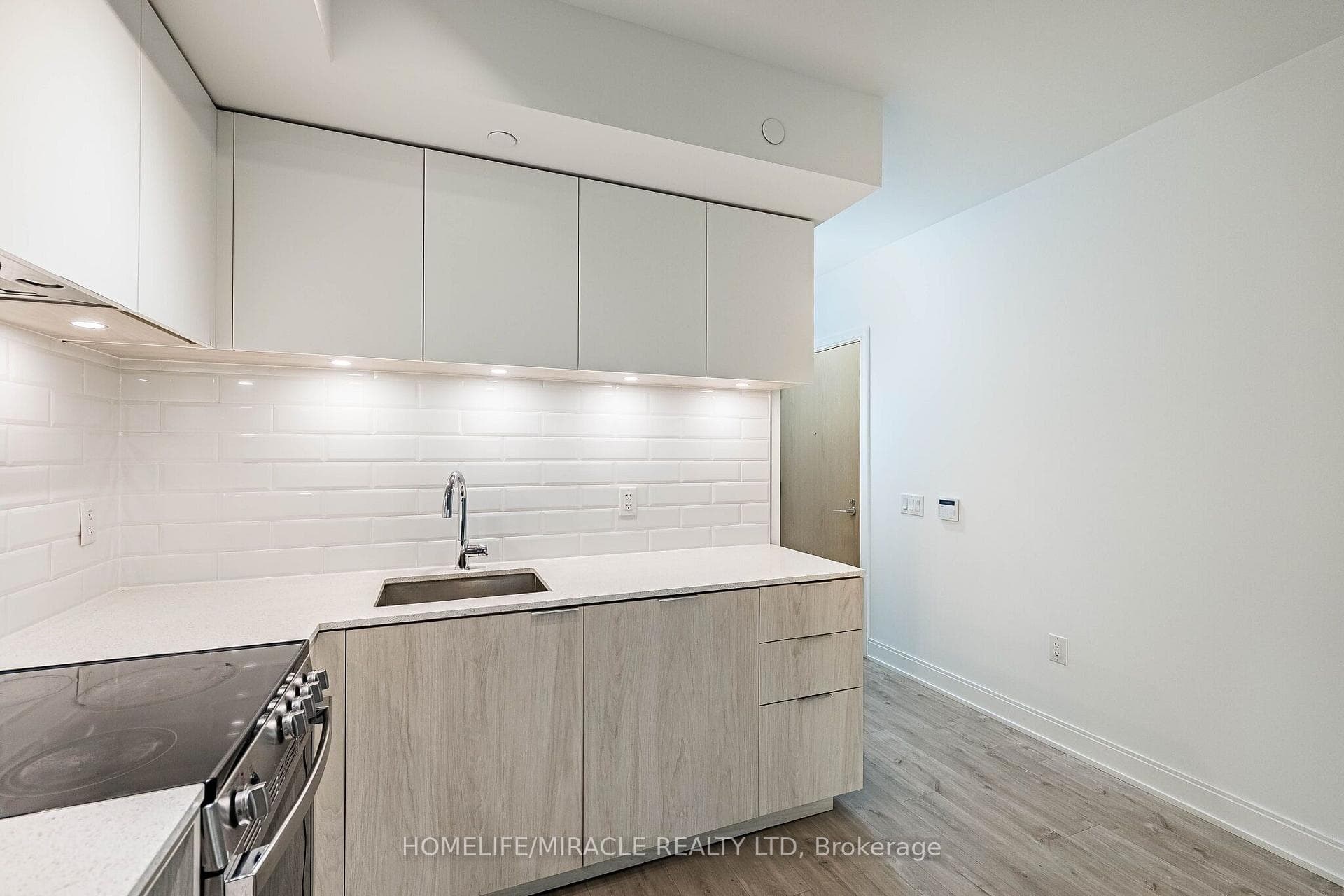 65 Annie Craig Drive Unit 303 photo 21