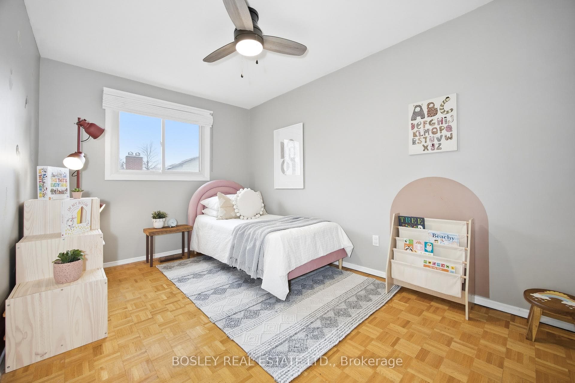 2807 St Clair Avenue photo 17