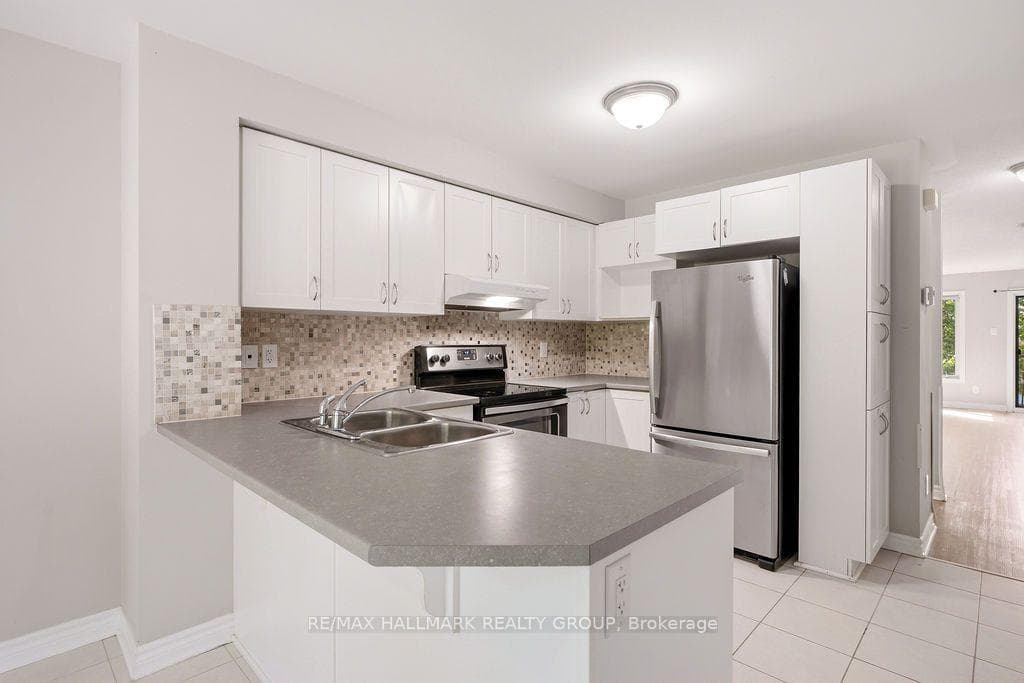 1124 Klondike Road Unit C photo 3