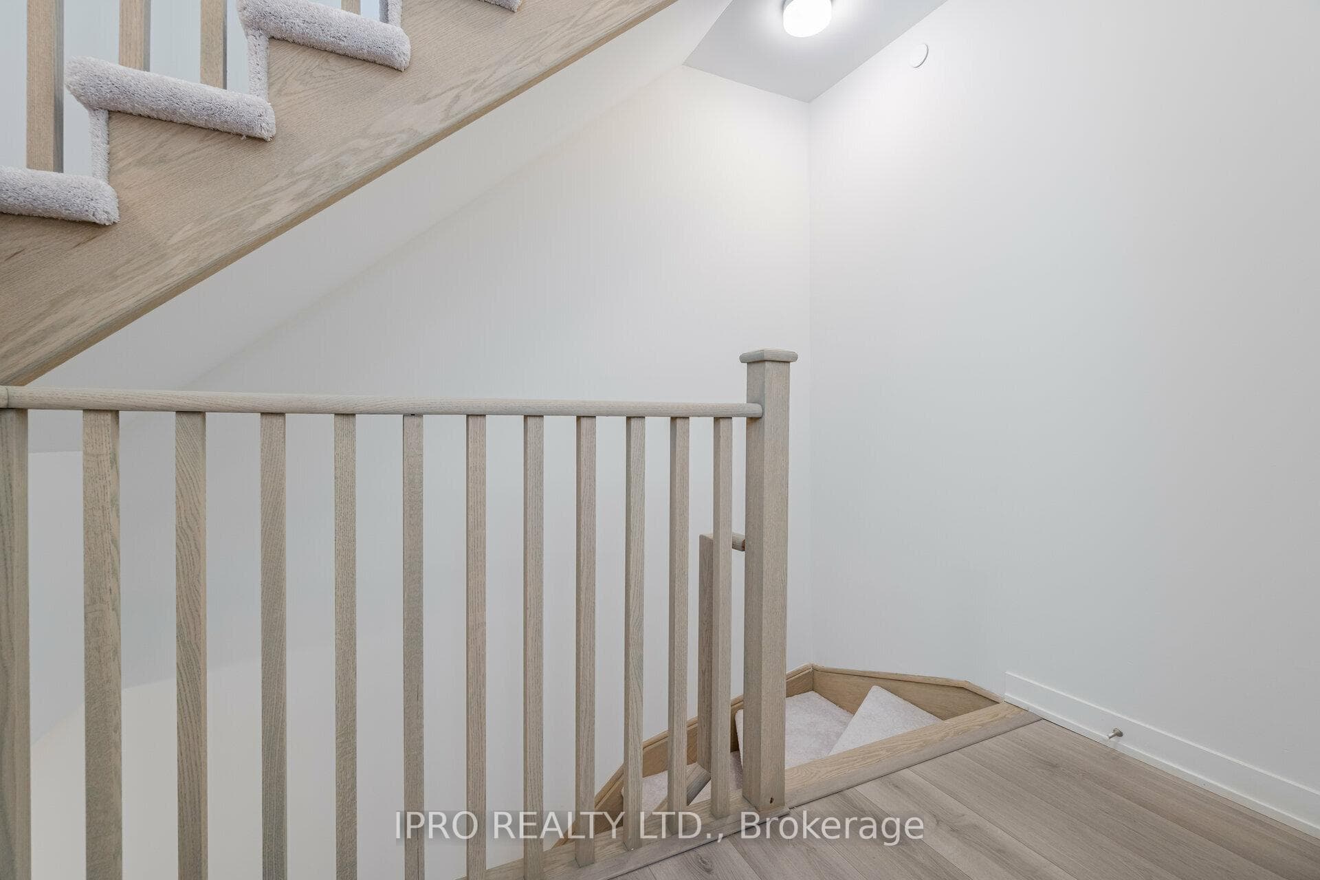 3425 Ridgeway Drive Unit 20 photo 18