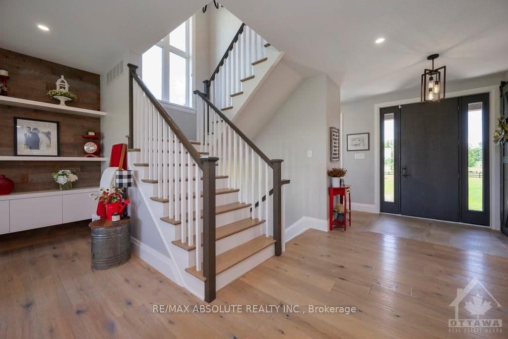 2550 DIAMONDVIEW Road photo 11