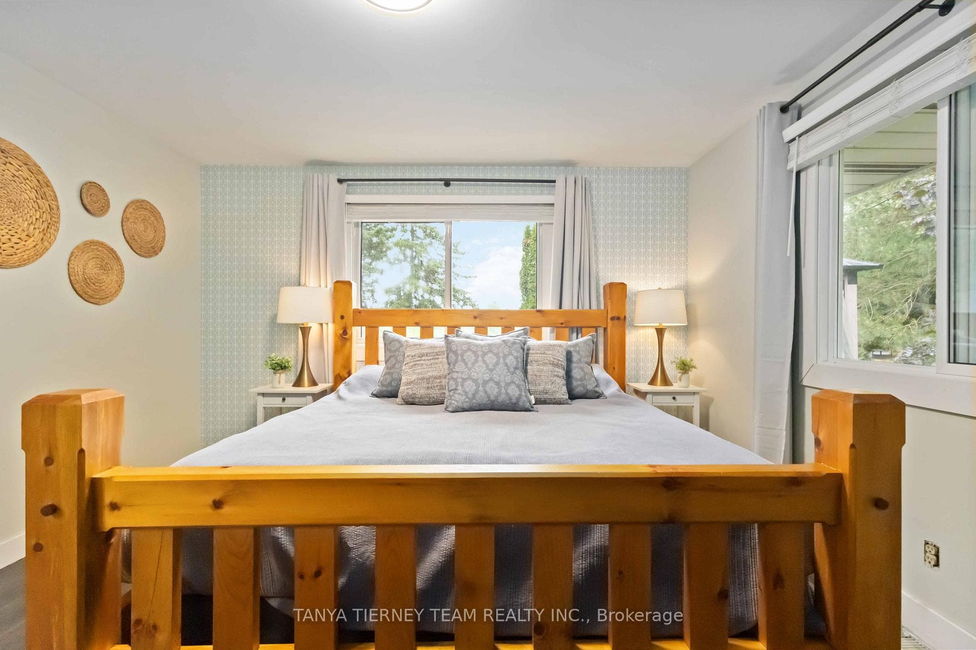 6381 Leskard Road photo 20