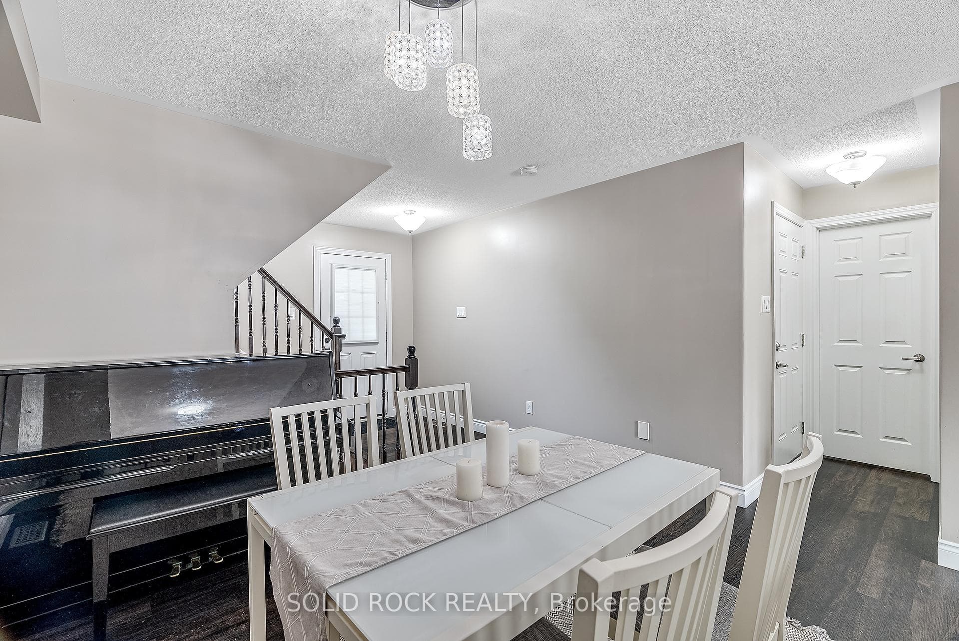 1855 Maple Grove Road photo 7