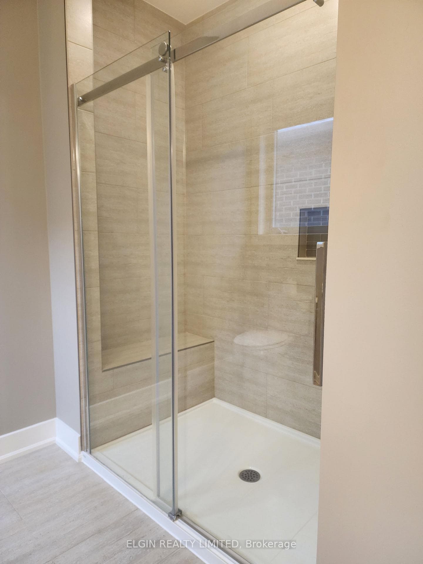 10 Mcpherson Court Unit 20 photo 12