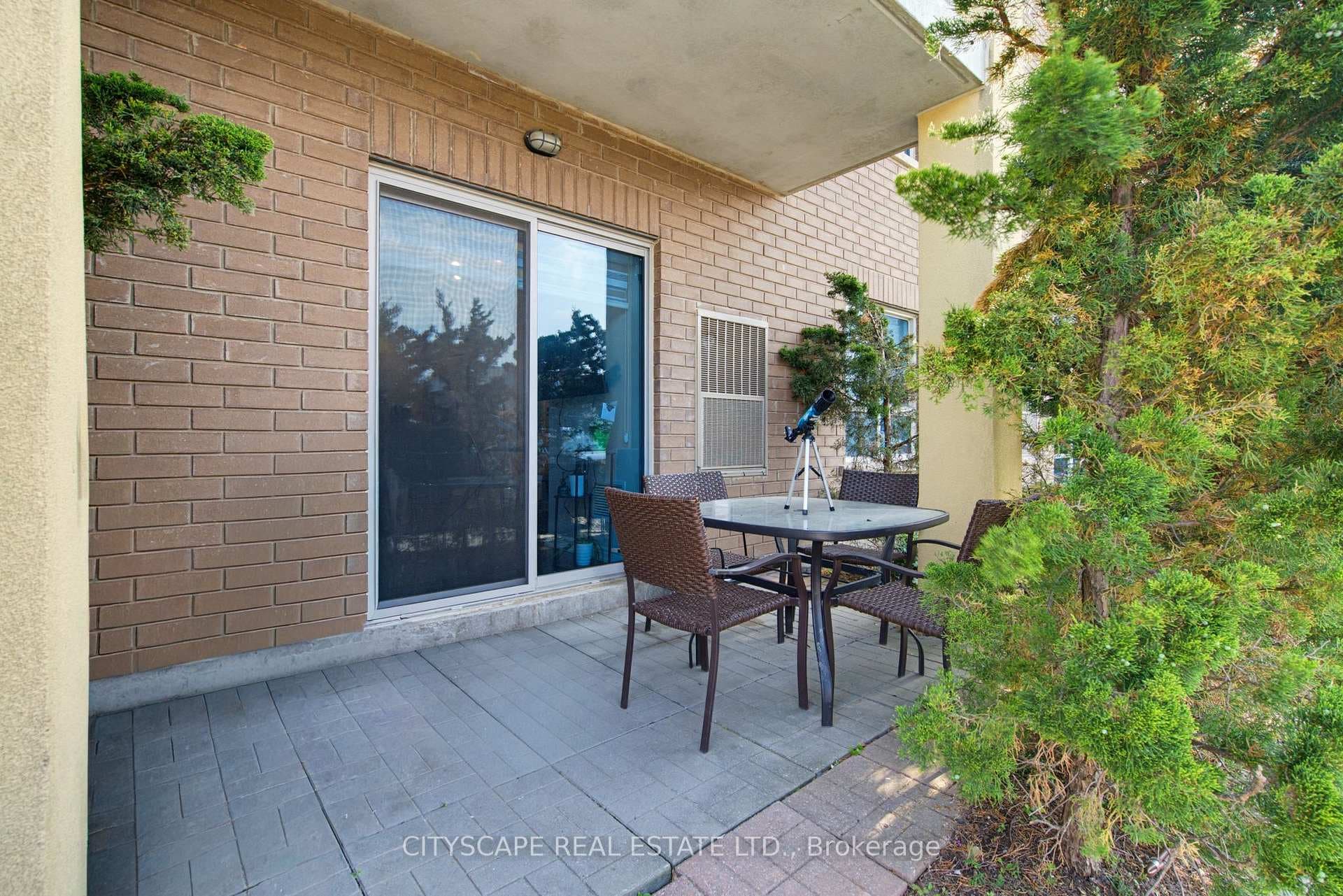 1419 Costigan Road Unit 103 photo 19