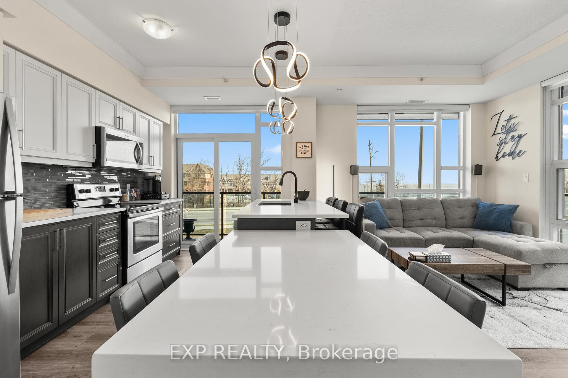 10 Concord Place Unit 209 photo 15