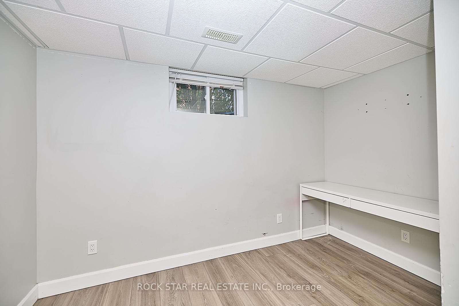32 Collier Road photo 28