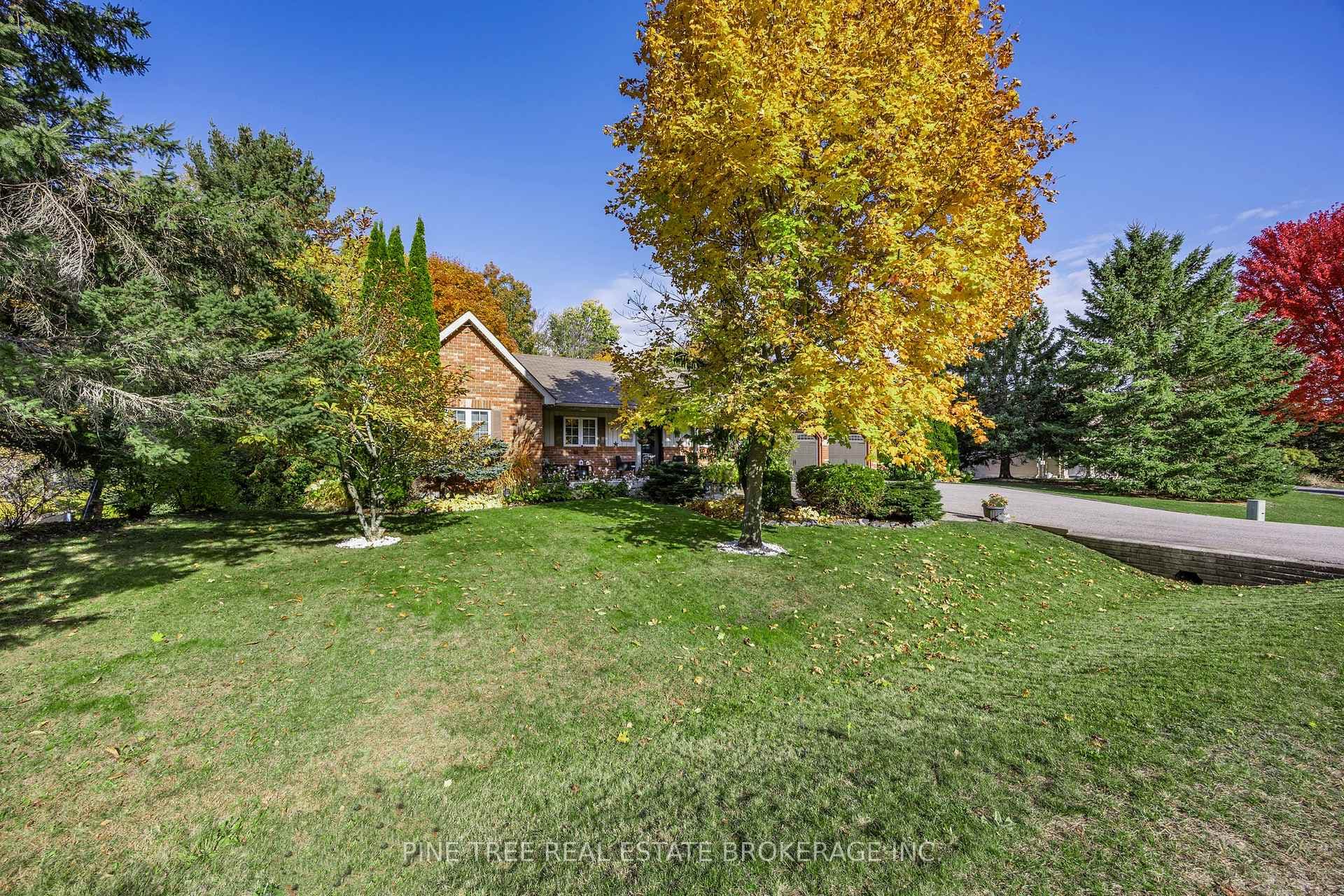 30 Hickory Lane photo 2