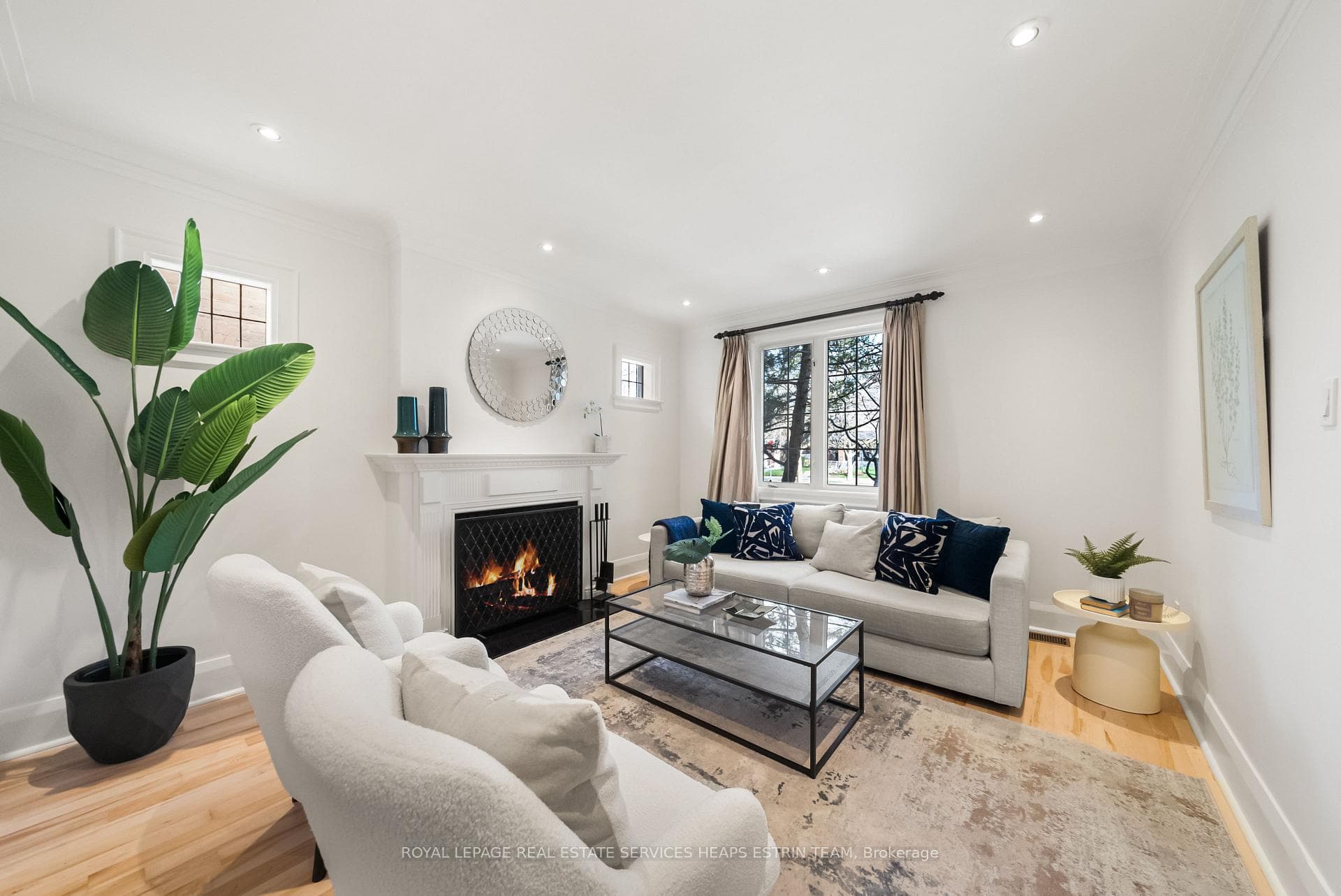 307 Belsize Drive photo 6