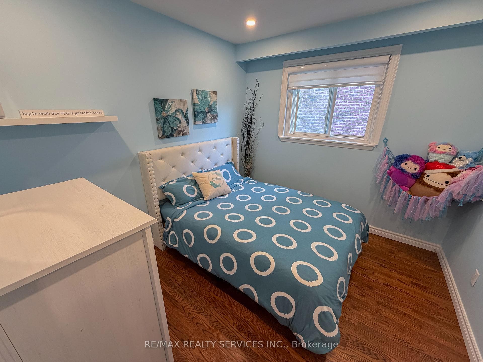 238 Laurier Avenue photo 13