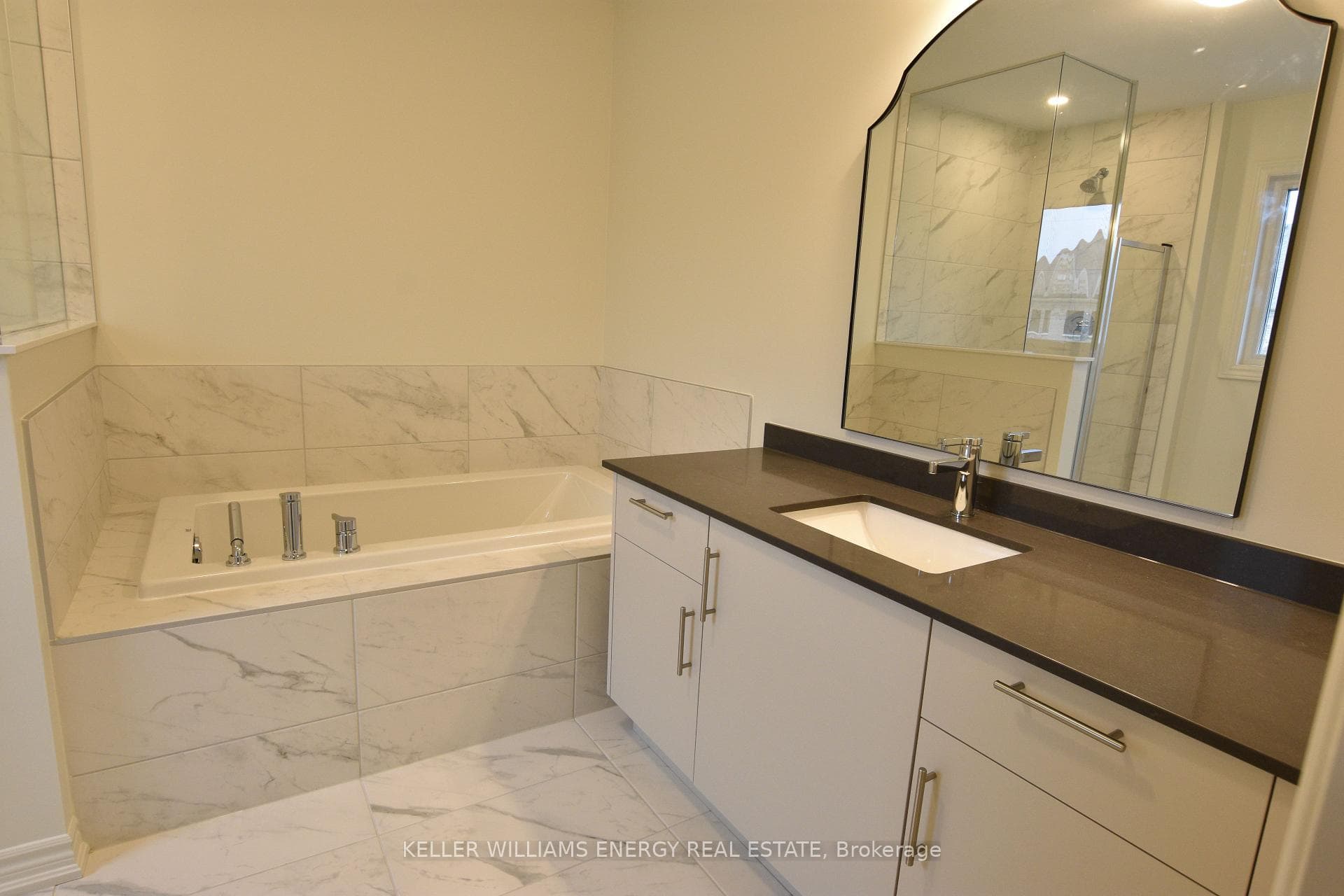 481 Twin Streams Road photo 11