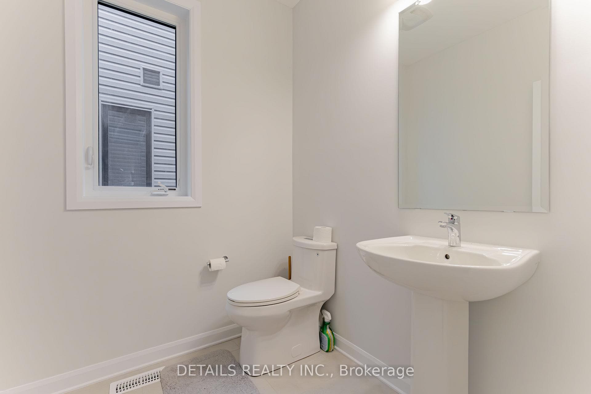 Powder room