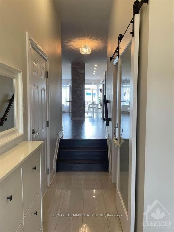 45 PEEVER Place photo 6