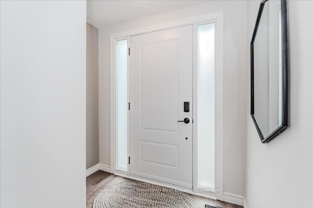 2445 Homelands Drive Unit 3 photo 32