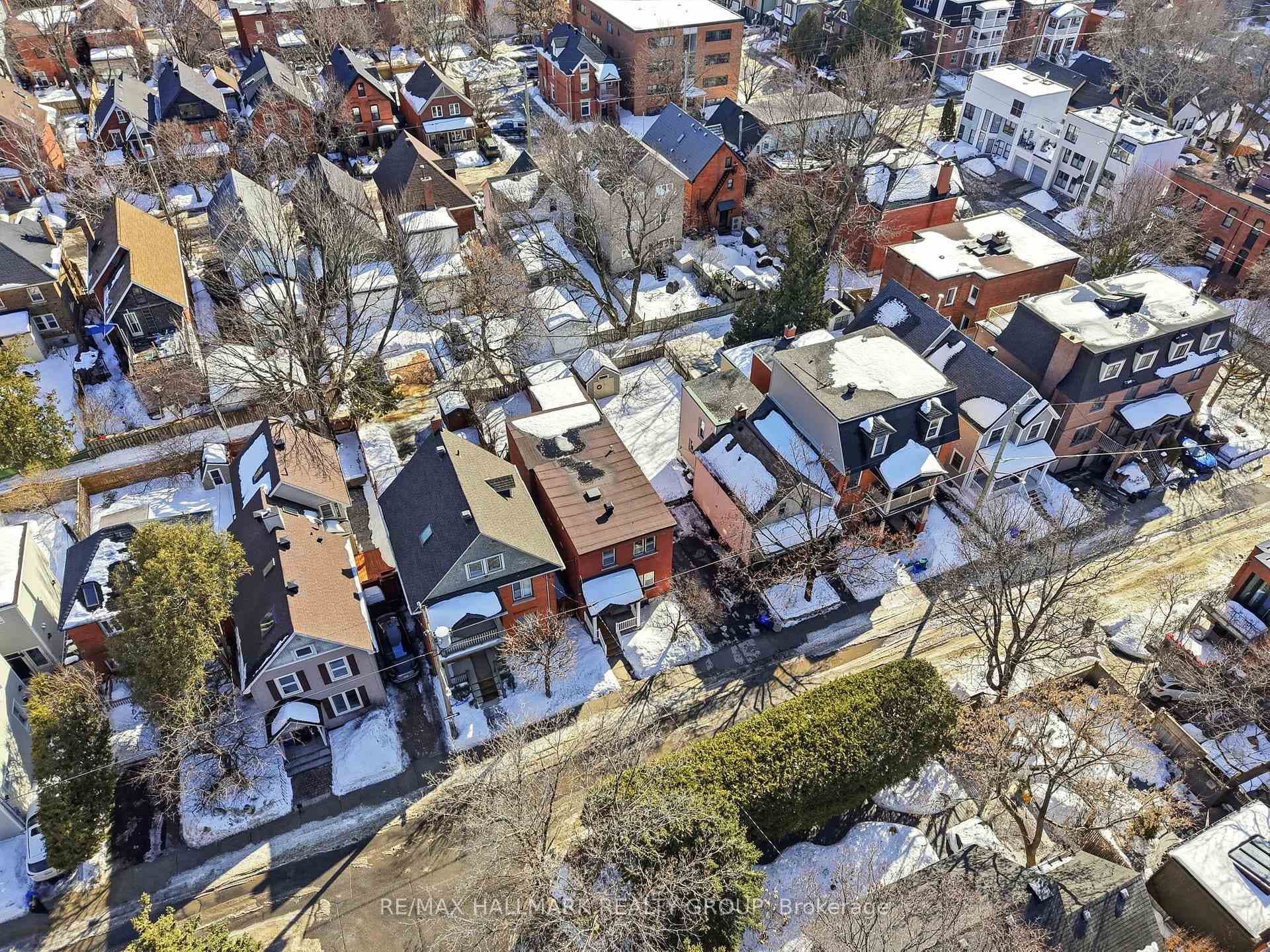 28 Lewis Street photo 10