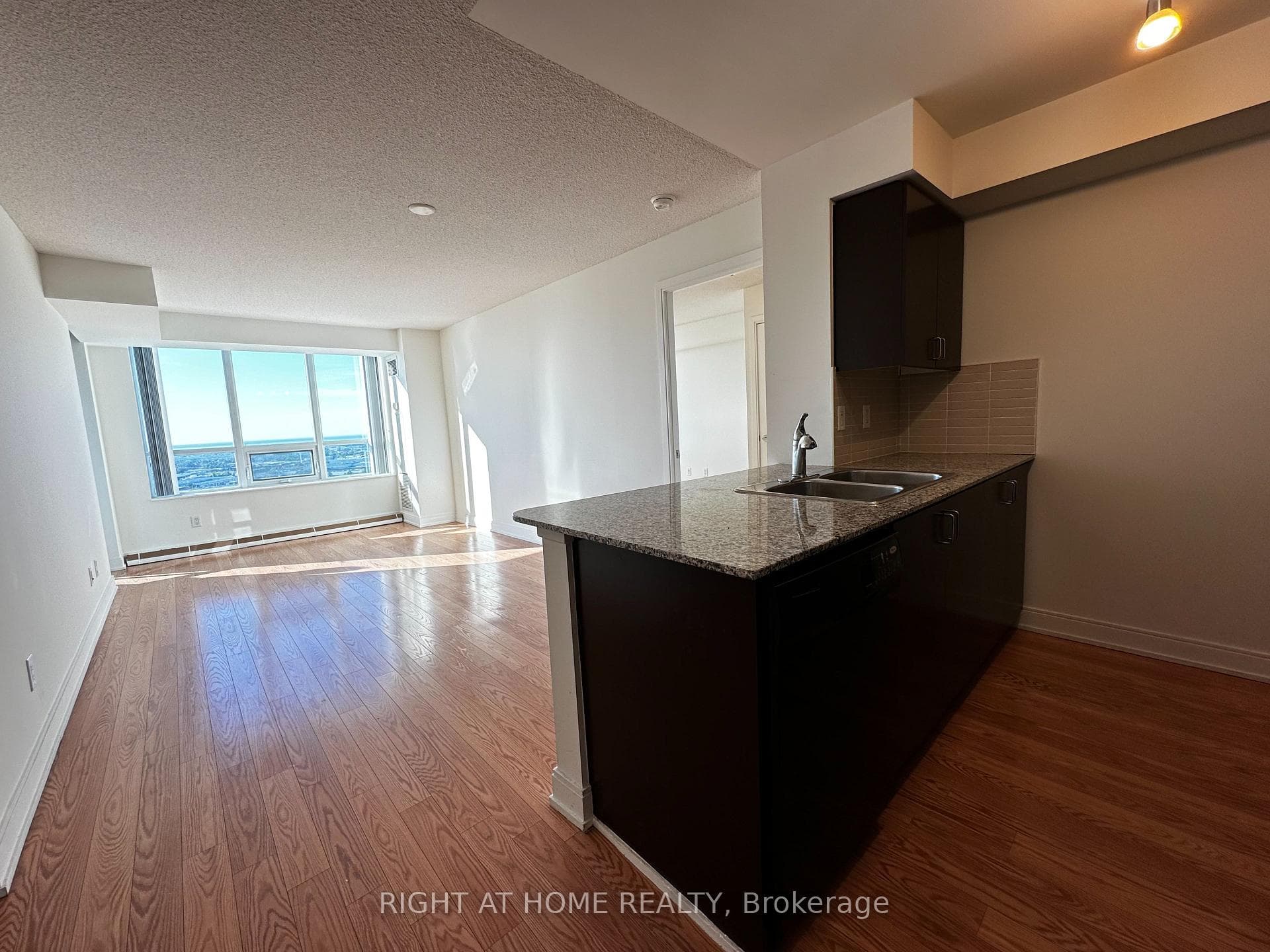 25 Viking Lane Unit 2450 photo 3