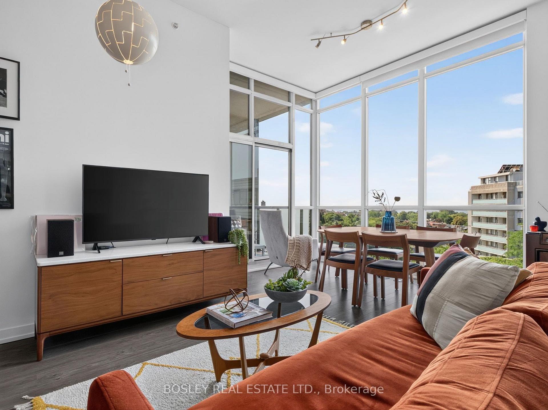 36 Howard Park Avenue Unit 801 photo 5