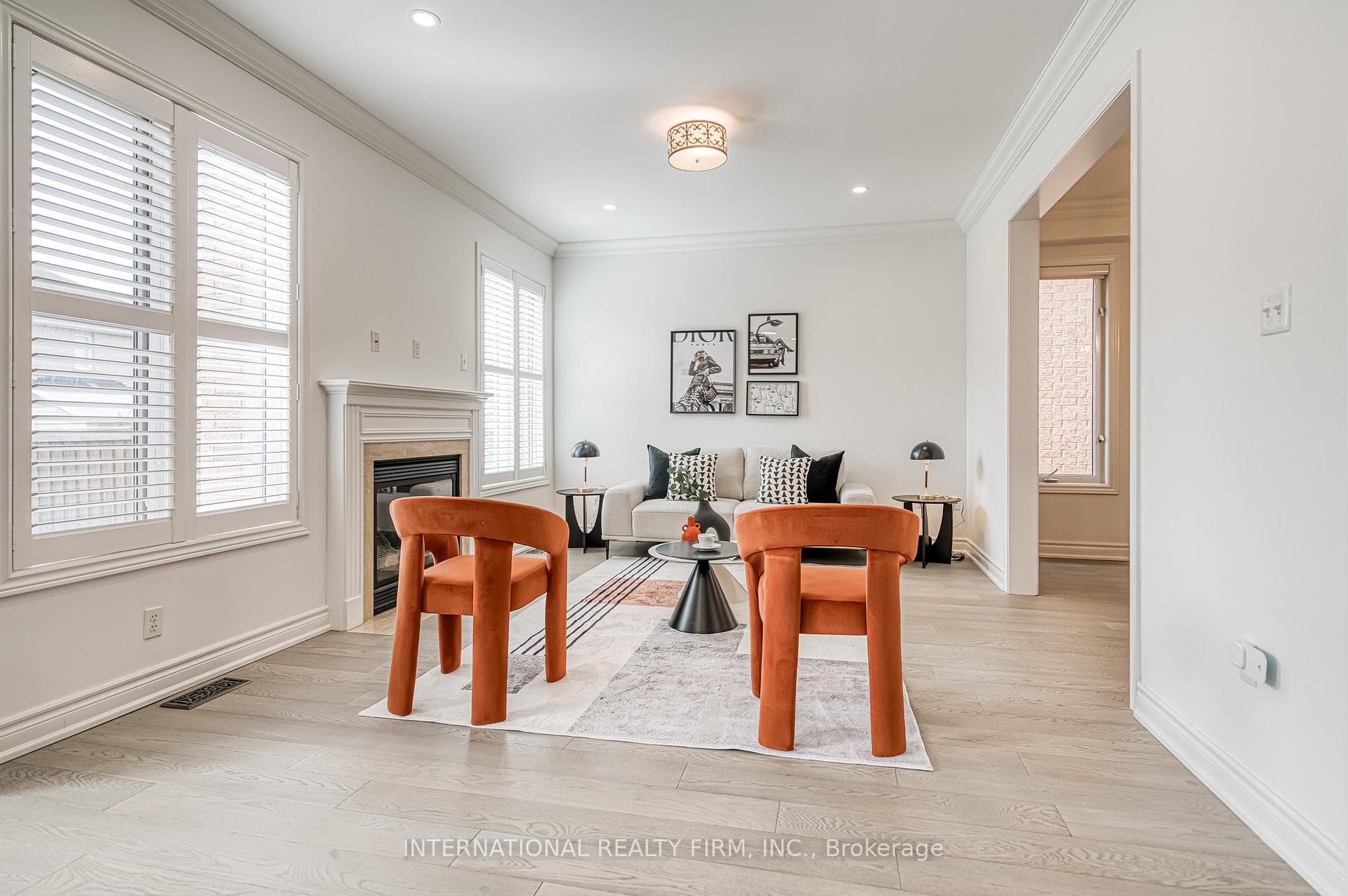 1225 Jezero Crescent photo 10
