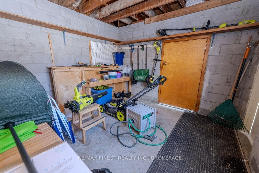 479 Kirkwood Road photo 38