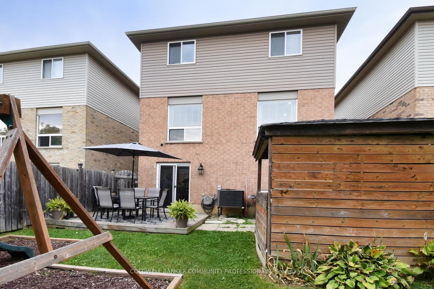 159 Thames Way photo 43
