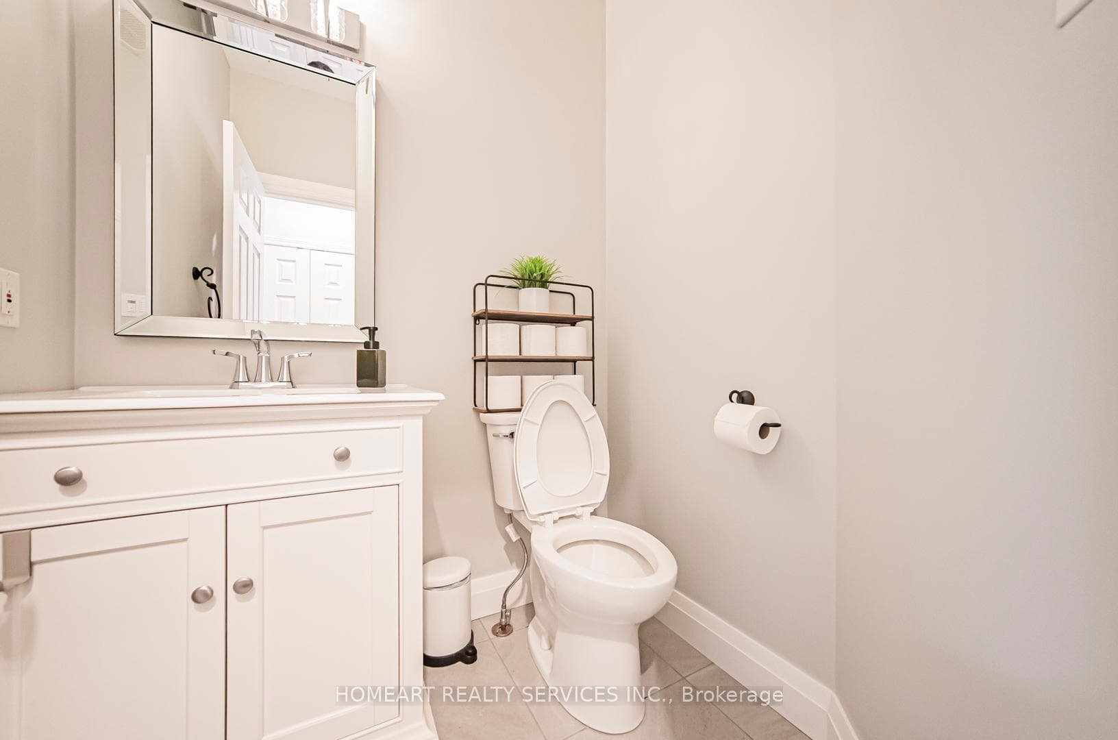 610 Sandcherry Drive photo 9
