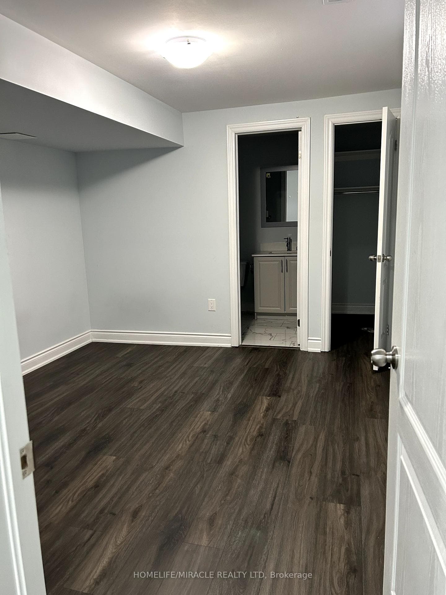 26 Feeder Street Unit Bsmt photo 14