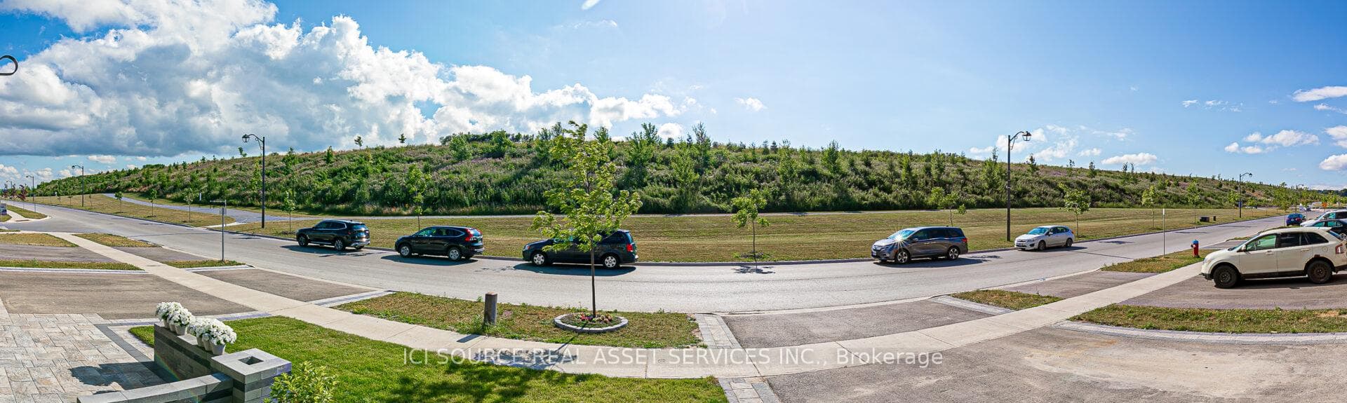 747 Langford Boulevard Unit B photo 2