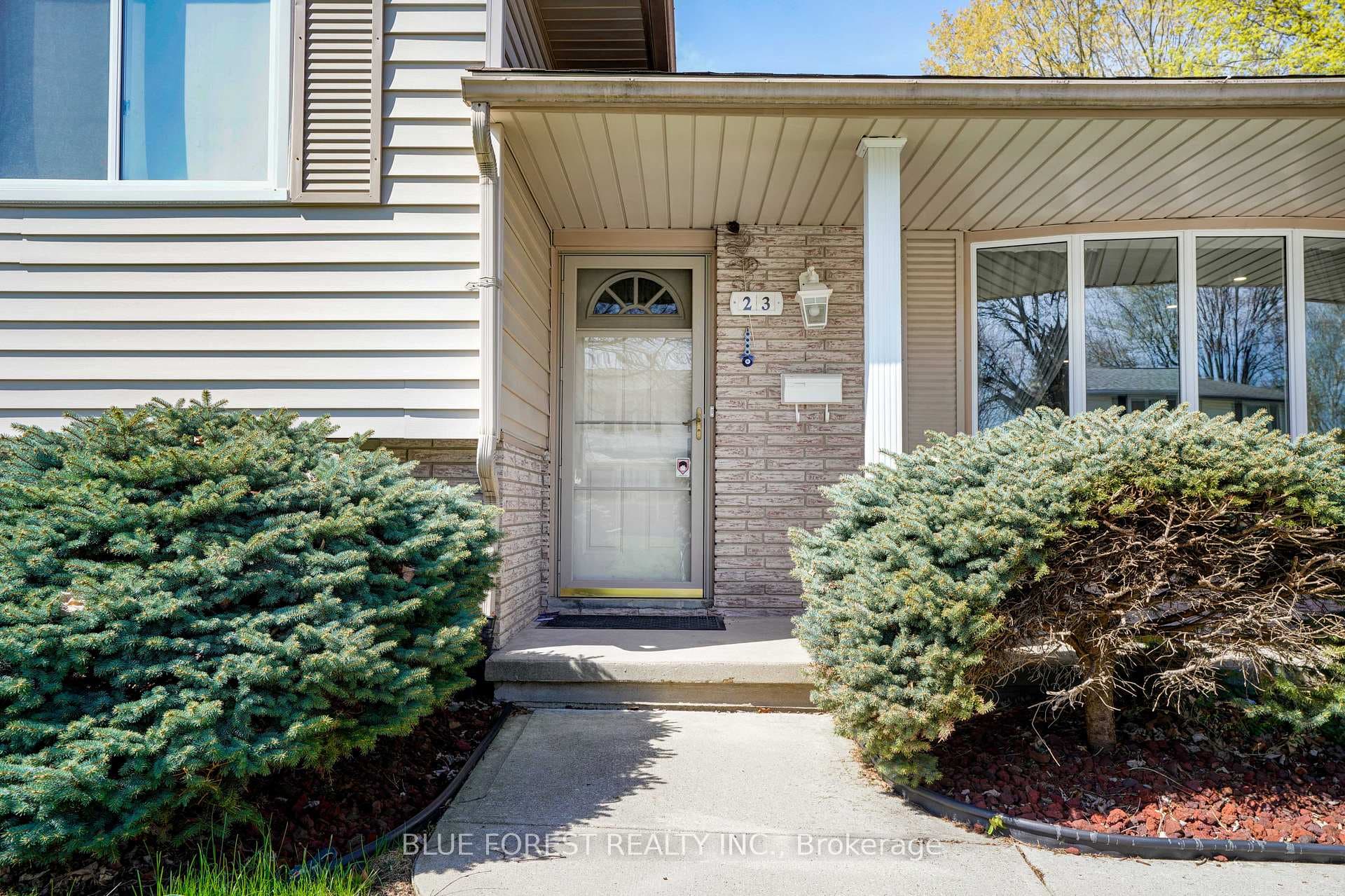 23 Fox Mill Crescent photo 4