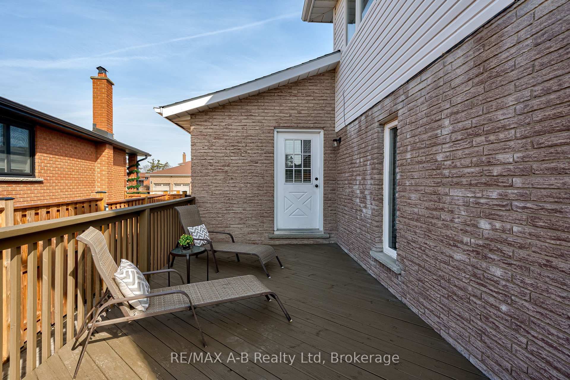 655 Champlain Boulevard photo 45