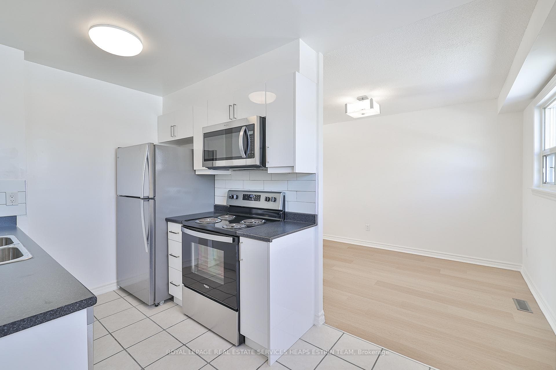 2830 Midland Avenue Unit TH15 photo 7