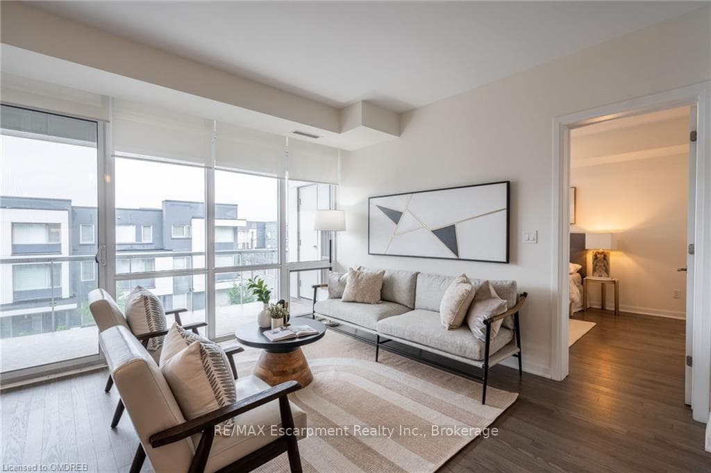 3028 CREEKSHORE N/A Unit 301 photo 16