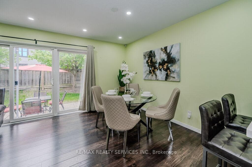 42 Fallowfield Drive Unit 13 photo 17