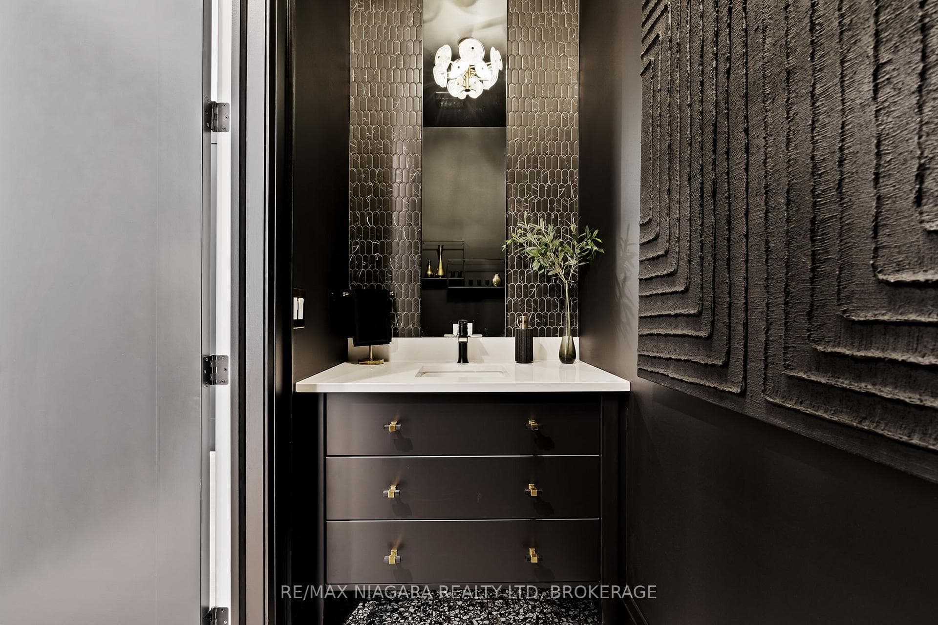 Main Floor Bathroom